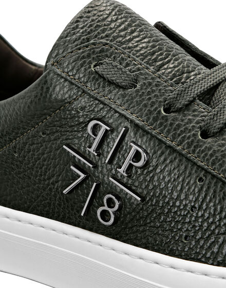 Lo-Top Sneakers PP1978