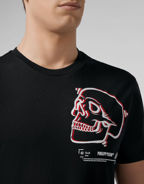 T-shirt Round Neck SS Outline Skull